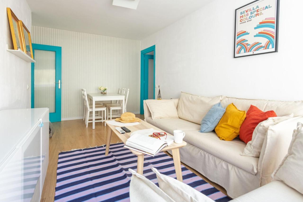 Colours Apartment And Garage Historical Center 4 Pax Севиля Екстериор снимка