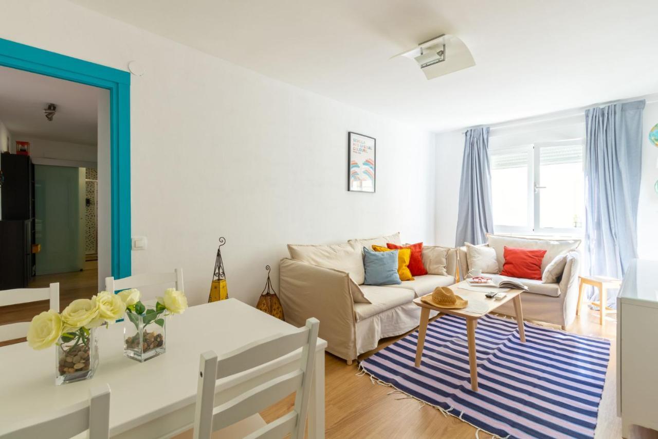 Colours Apartment And Garage Historical Center 4 Pax Севиля Екстериор снимка