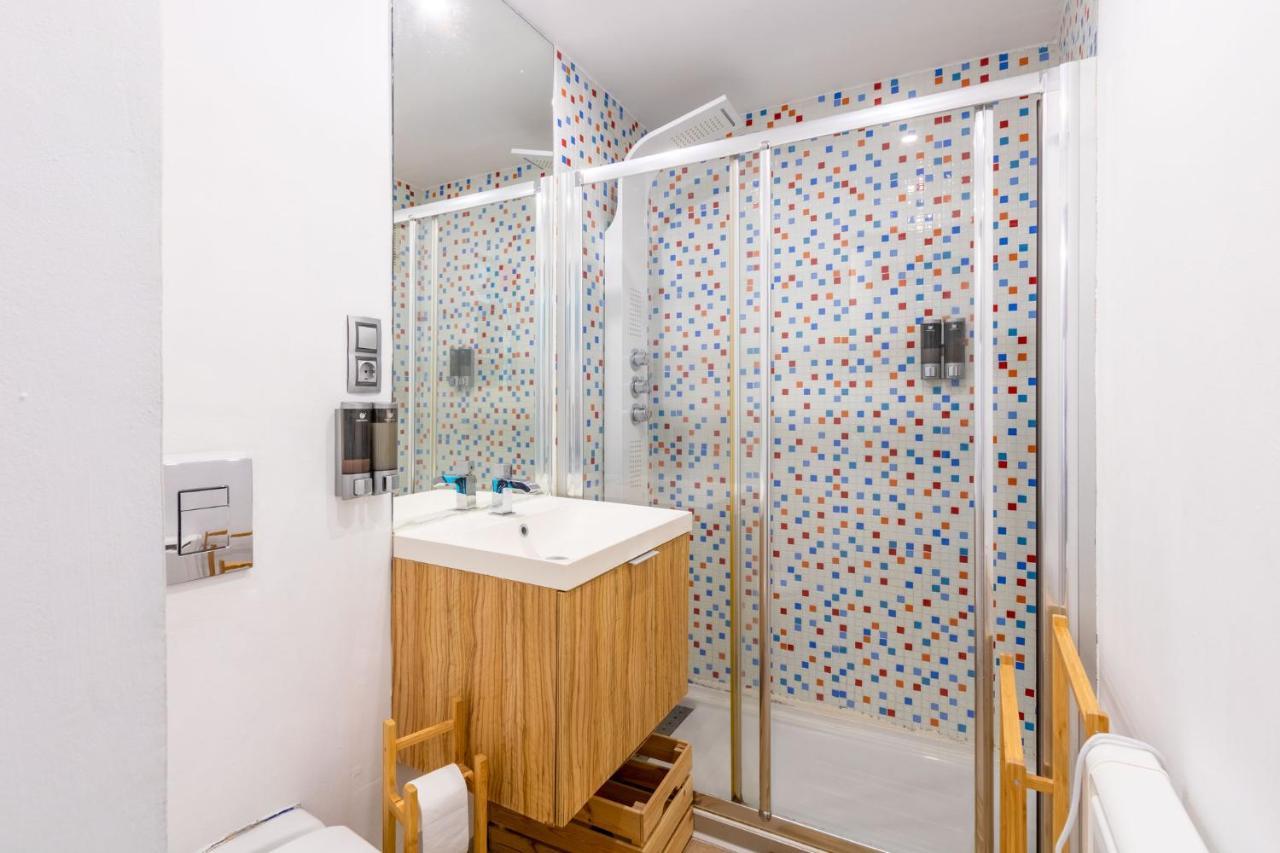Colours Apartment And Garage Historical Center 4 Pax Севиля Екстериор снимка